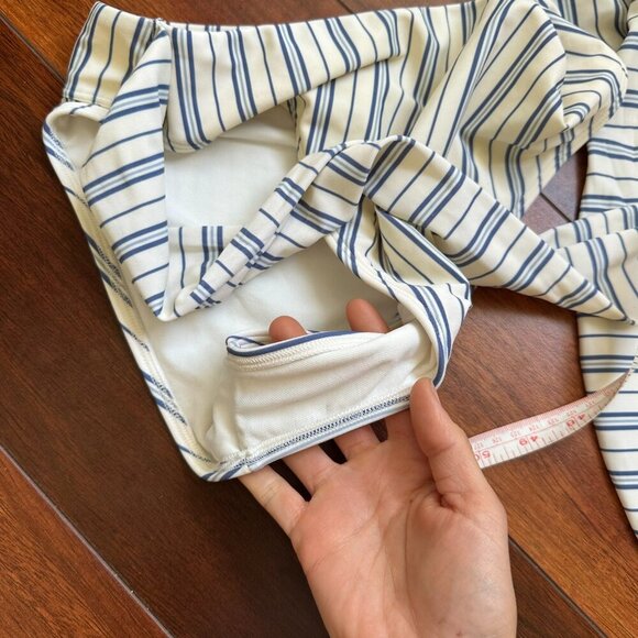 Abercrombie and Fitch Blue and White Striped Bikini Bottom Size Small - Picture 5 of 5